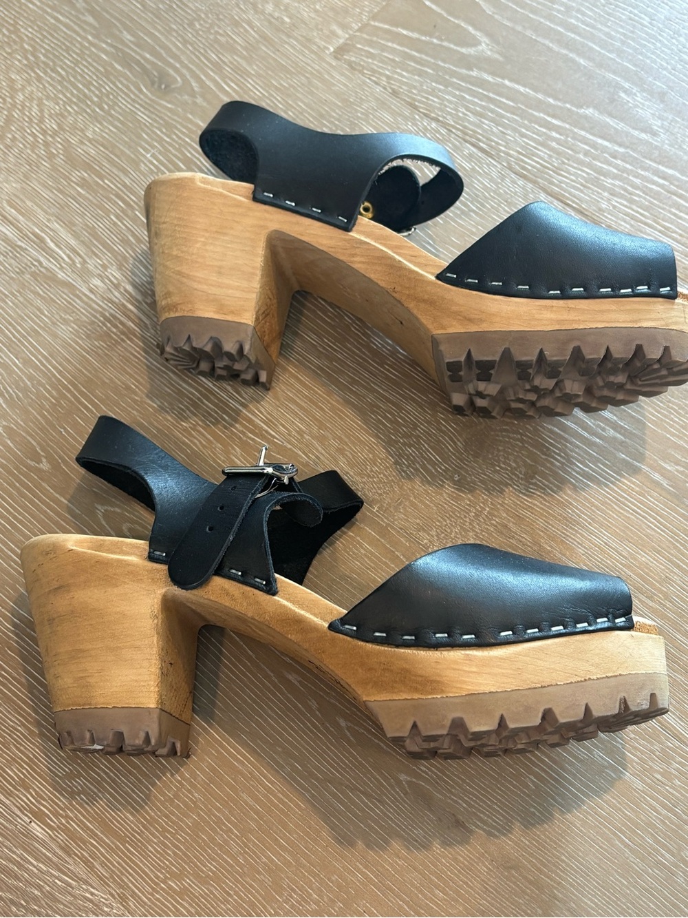 MIA Swedish Anatomic Greta Black Leather Open-Toe Slingback Clogs - Picture 2 of 5